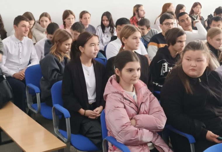 Встреча с представителями Энгельсского медицинского колледжа.