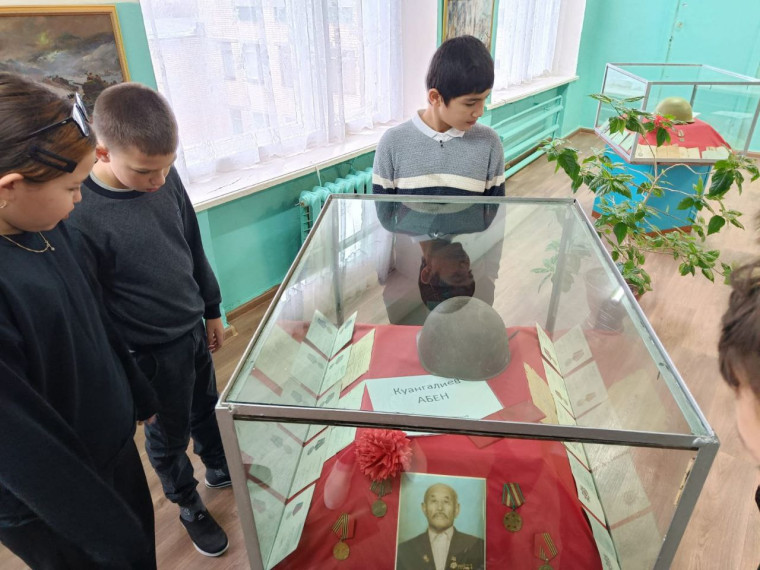 В МБОУ СОШ с.Первомайское прошёл ряд мероприятий, посвященных Международному дню против фашизма, расизма и антисемитизма.